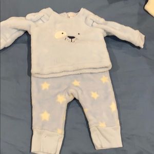 Soft little puppy outfit 0-3 month